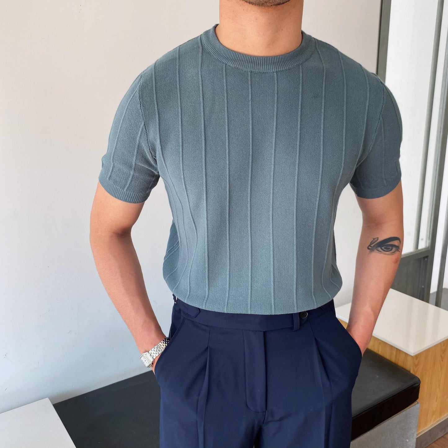 Men's Light Luxury Knitted Round Neck Thin Short Sleeve