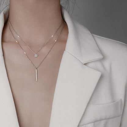 Collier double rond à diamants à rayures carrées