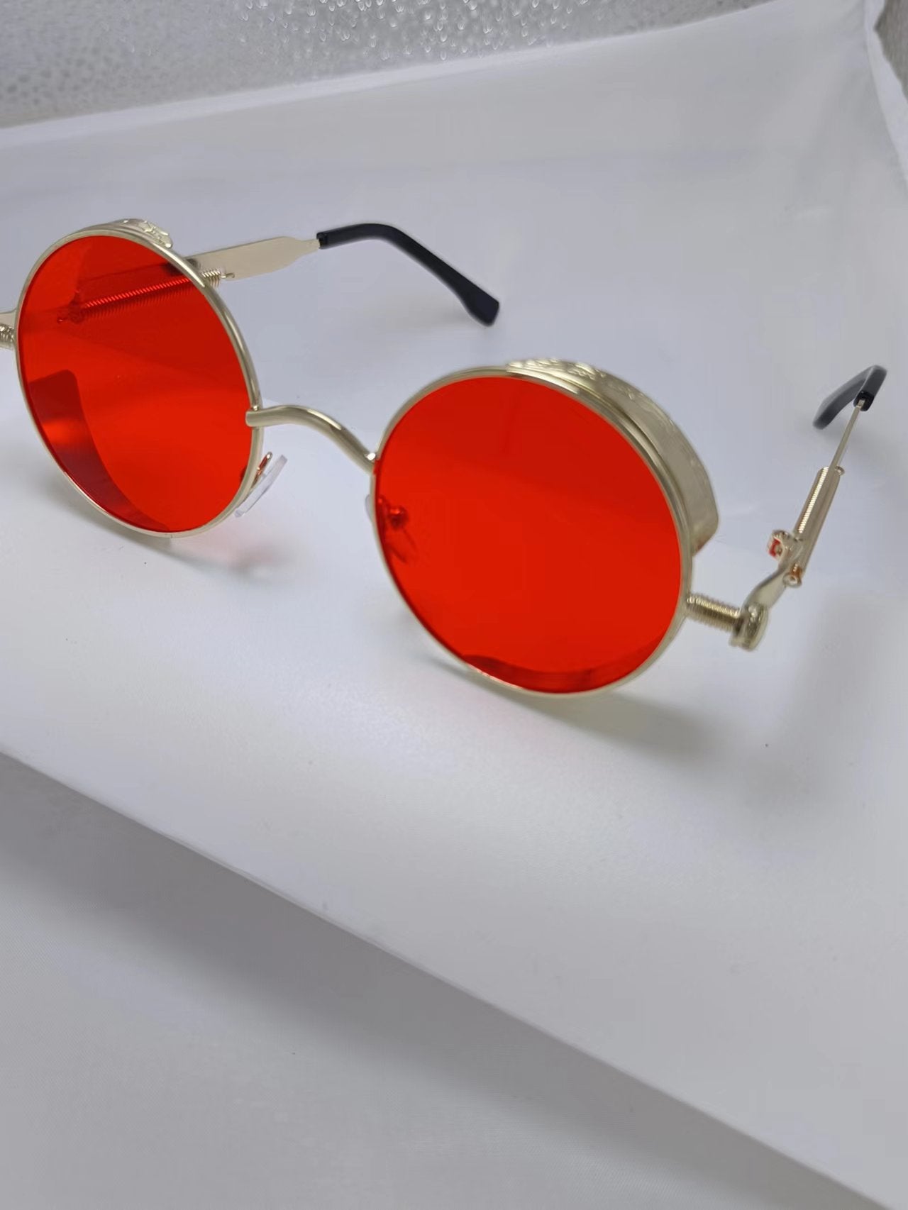 258 Punk Fashion New Sunglasses Trendy Sunglasses Steam Sunglasses Male Spring Mirror Legs