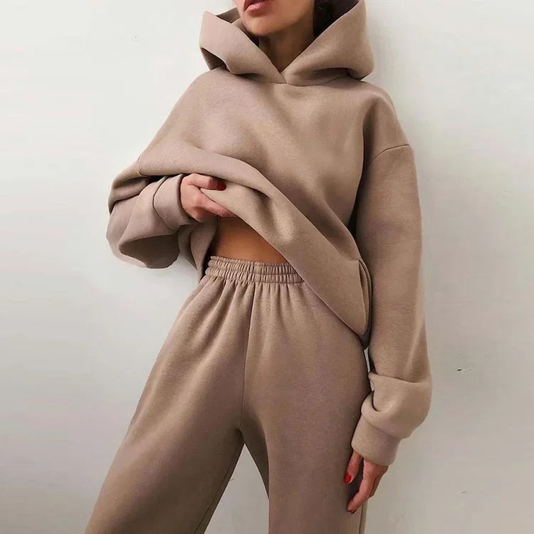 Women's Fashion Sweatshirt And Pants Set Solid Color Casual Sports Style For Autumn/Winter