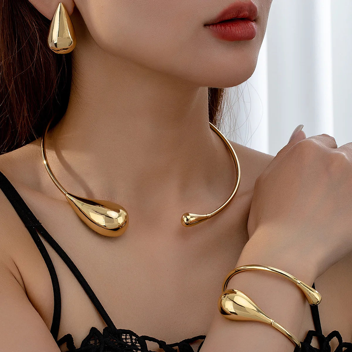 3 pcs Fashion Water Drop Shaped Open Metal Choker Necklace Bracelet Stud Earrings for Women Punk Exaggerated Party Jewelry Sets