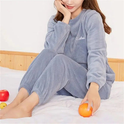 Women Velvet Pajama Set Fleecing Warm Loose Top And Elastic Waist Pants Casual Warm Woollen Suit Women Winter Men Sleepwear