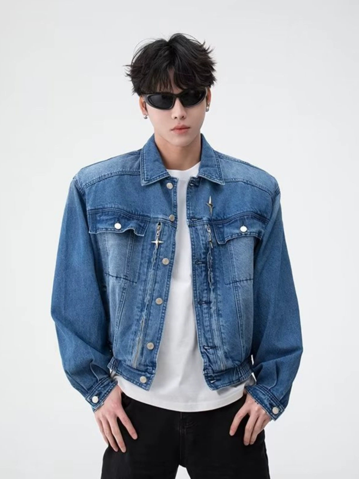 Spring And Autumn Niche Metal Shoulder Pad Denim Jacket Men&#039;s Loose Washed Distressed American Retro Short Jacket Trendy Brand